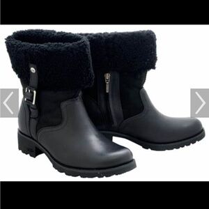 UGG W Bellvue II 1914 Black Moto Boots size 10 in original box.
